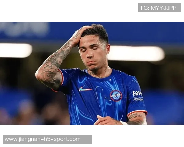 默森称赖斯为英超最佳8号位中场恩佐尚难企及其水平 默森称赖斯为英超最佳8号位中场恩佐尚难企及其水平